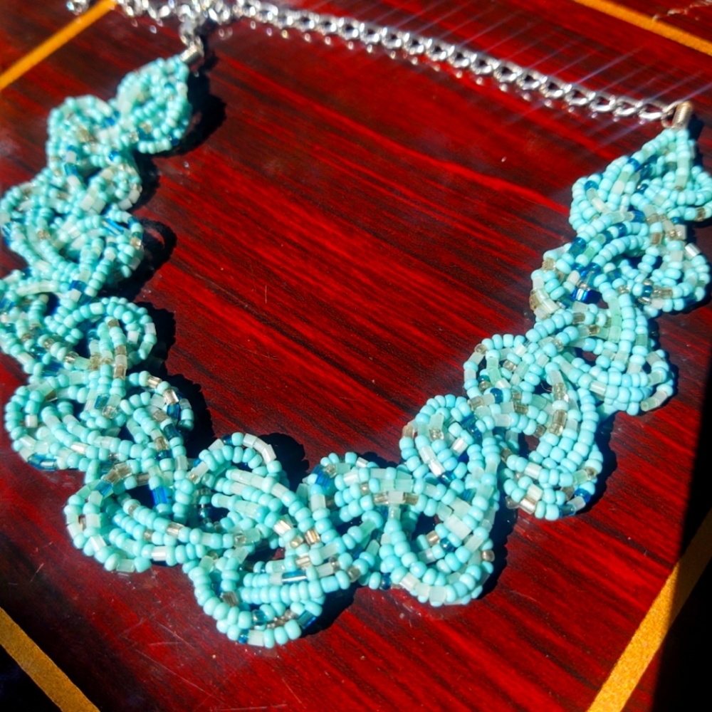 Turquoise beaded necklace